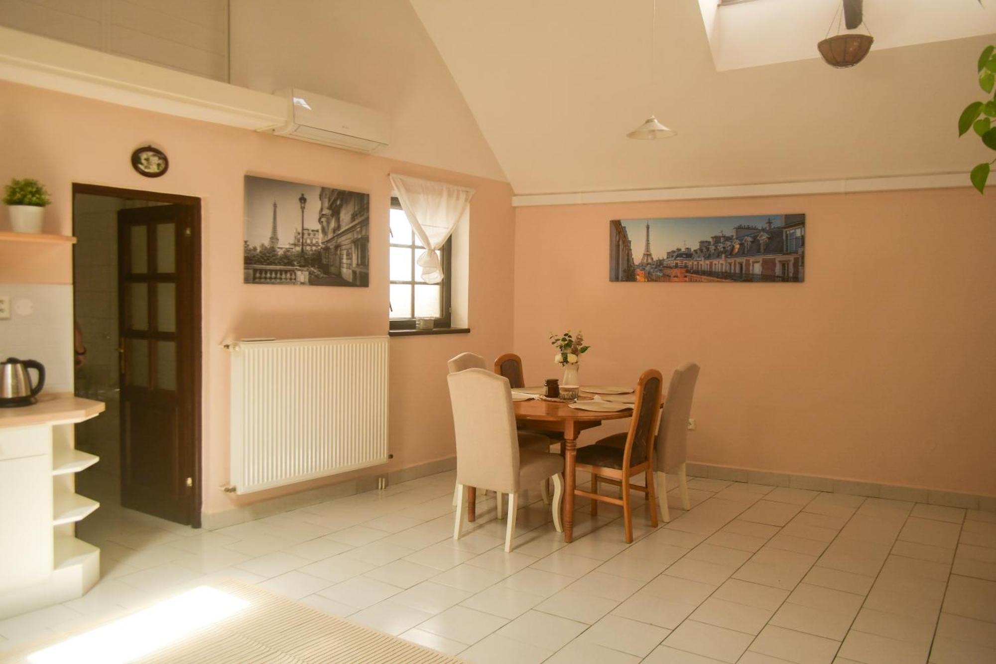 Apartman U Zamku Jindřichŭv Hradec Ngoại thất bức ảnh